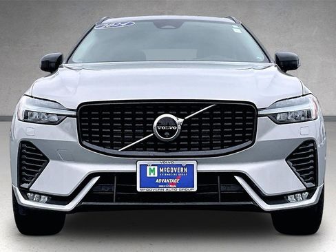 Certified 2024 Volvo XC60 B5 Plus w/ Climate Package image 2