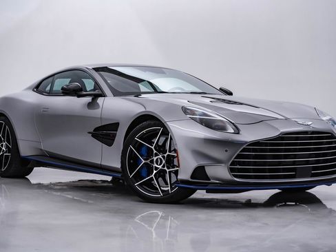New 2025 Aston Martin Vanquish image 1