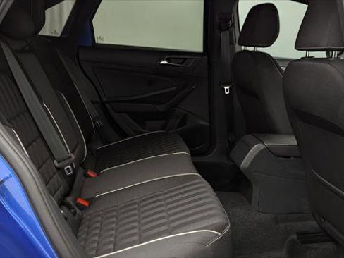 Used 2024 Volkswagen Jetta Sport image 19