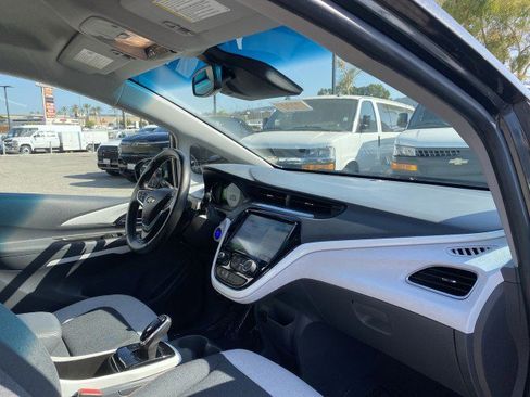 Used 2019 Chevrolet Bolt LT image 28