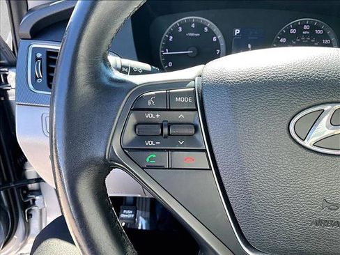 Used 2017 Hyundai Sonata Sport w/ Value Edition Package 02 image 17