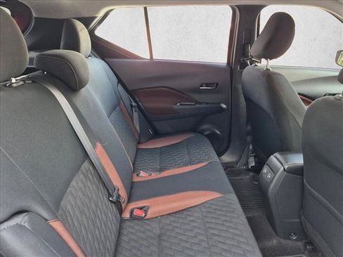 Used 2023 Nissan Kicks SR FWD image 18