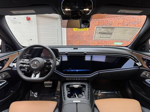 New 2026 Mercedes-Benz E 53 AMG e 4MATIC Sedan image 12