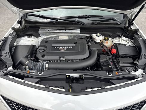 Used 2022 Cadillac XT4 Sport w/ Enhanced Visibility Package FWD image 36
