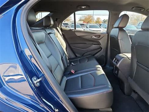 Used 2022 Chevrolet Equinox RS w/ RS Leather Package image 33