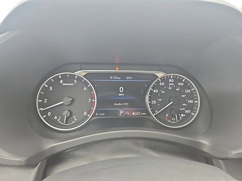 New 2025 Nissan Sentra SR w/ SR Premium Package image 16