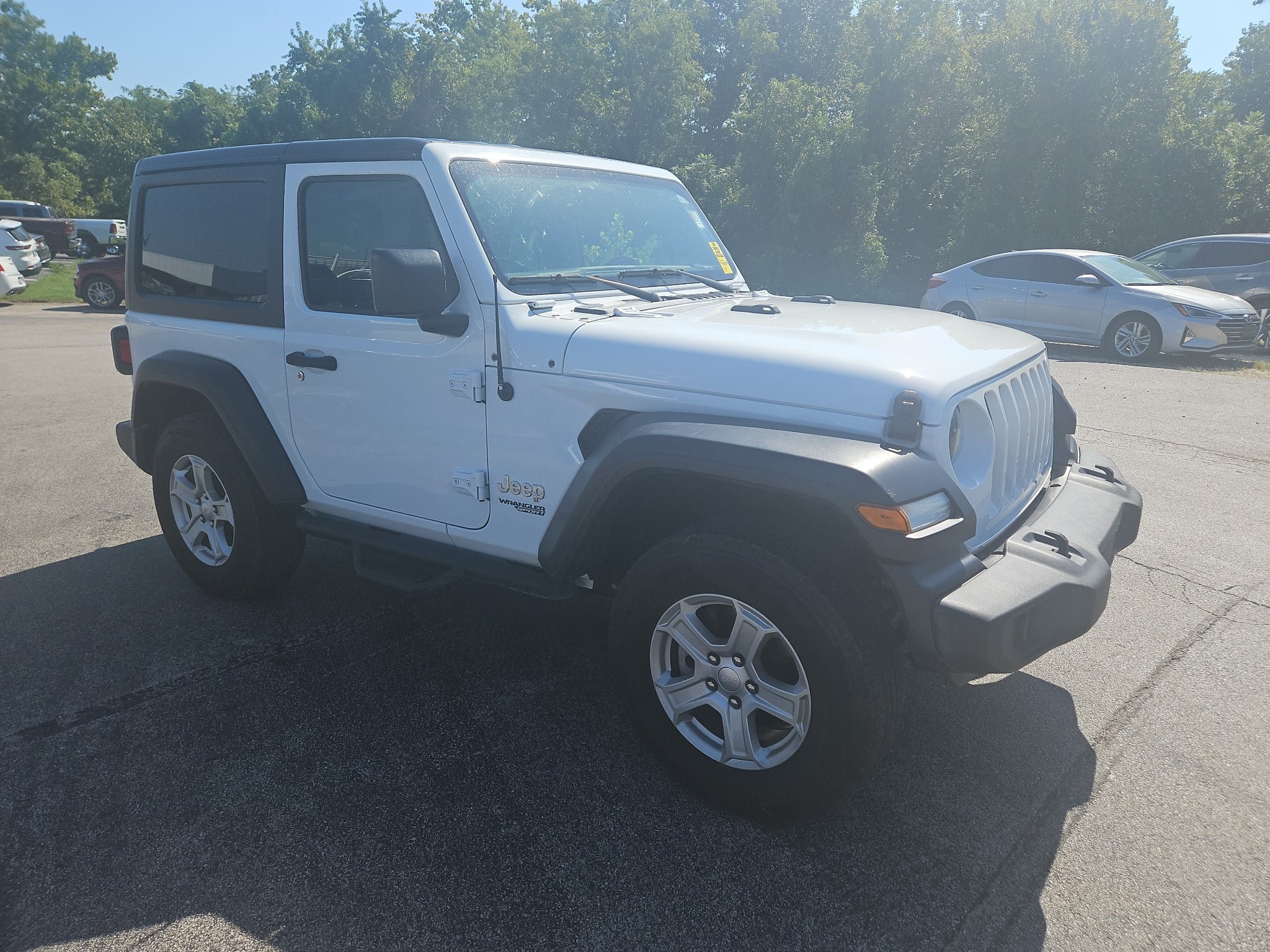 Used 2021 Jeep Wrangler Sport AWD/4WD image 3