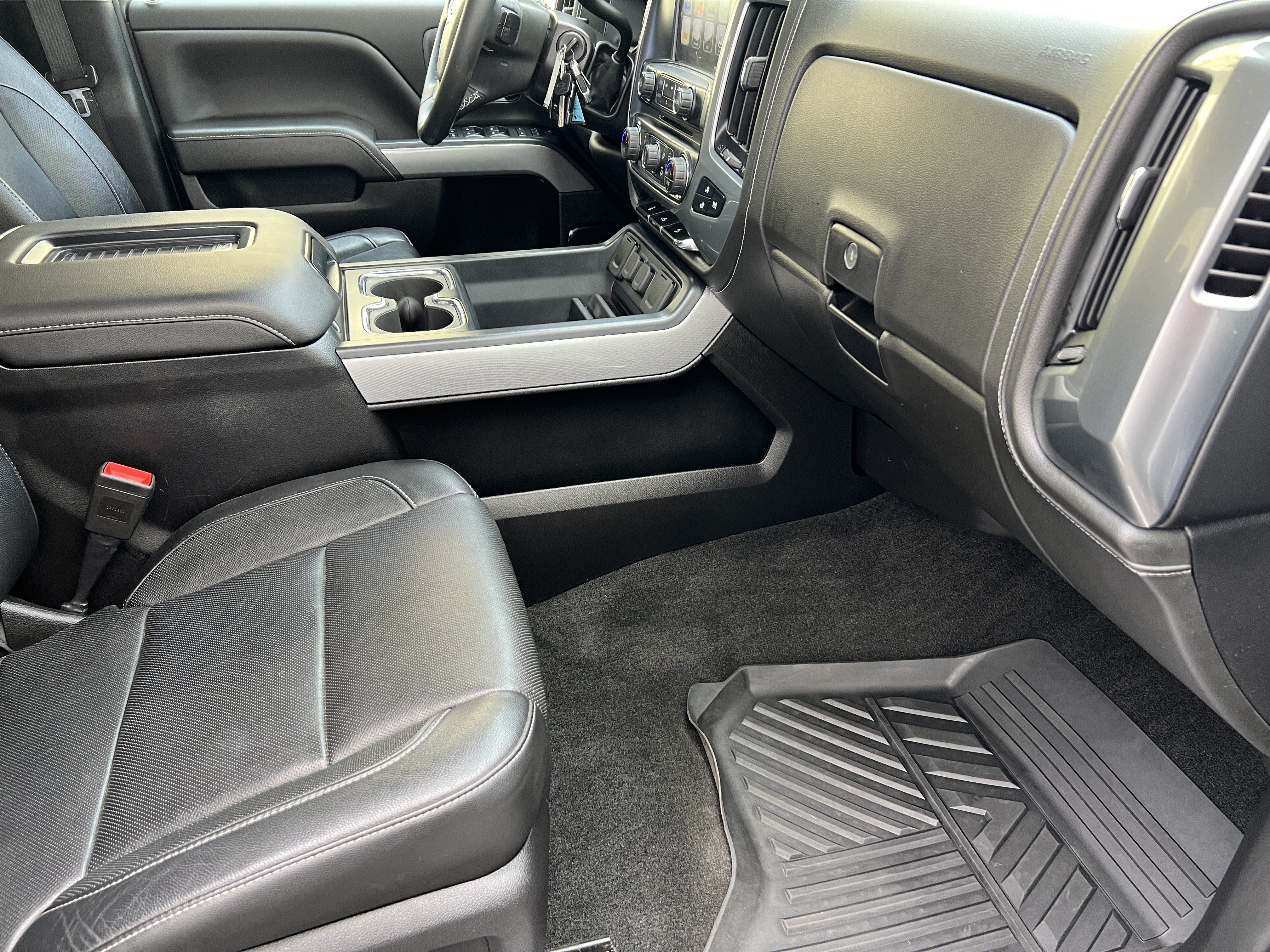 Used 2018 Chevrolet Silverado 1500 LTZ Z71 AWD/4WD image 19