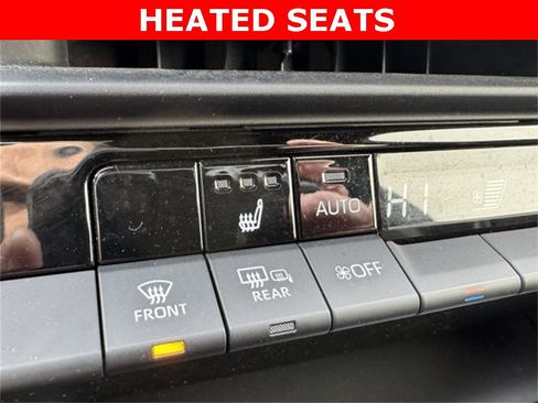 Used 2024 Toyota Crown XLE image 13