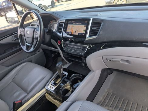 Used 2018 Honda Ridgeline RTL-E image 34