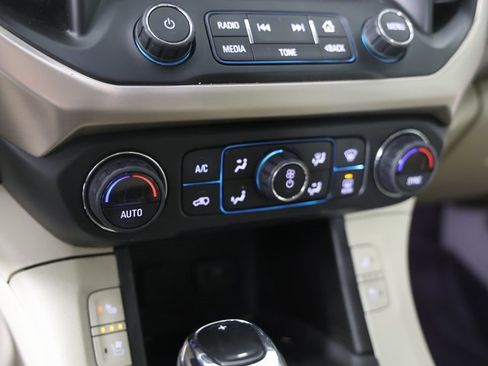 Used 2018 GMC Acadia Denali w/ Technology Package image 16