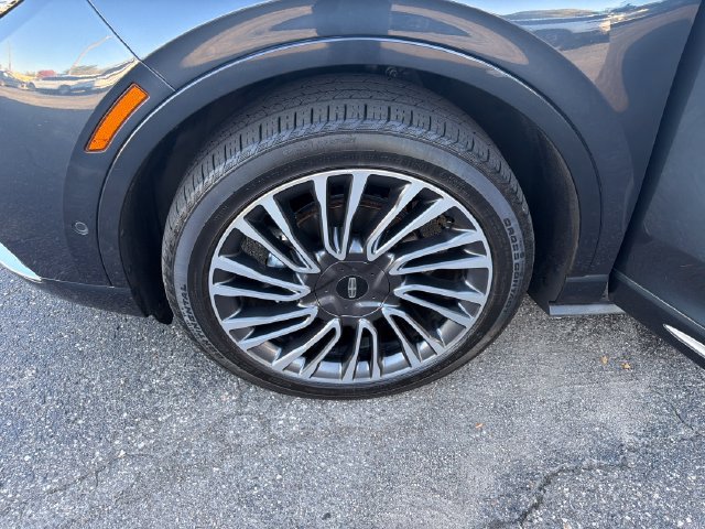 Certified 2020 Lincoln Corsair Reserve w/ Equipment Group 201A AWD/4WD image 30