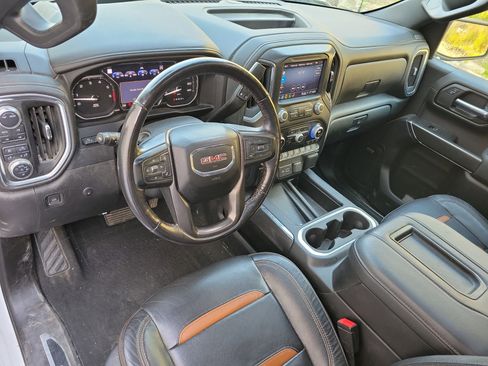 Used 2022 GMC Sierra 1500 AT4 w/ AT4 Premium Package AWD/4WD image 8