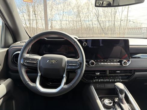 Used 2023 Chevrolet Colorado Z71 w/ Z71 Convenience Package 2 image 12