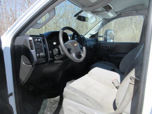 Used 2015 Chevrolet Silverado 3500 W/T image 31