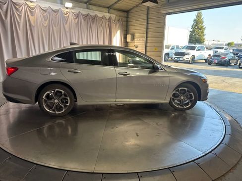 Used 2024 Chevrolet Malibu LT FWD image 4