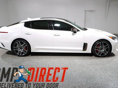Used 2022 Kia Stinger GT1 RWD image 6