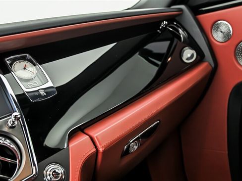 Used 2018 Rolls-Royce Ghost RWD image 37