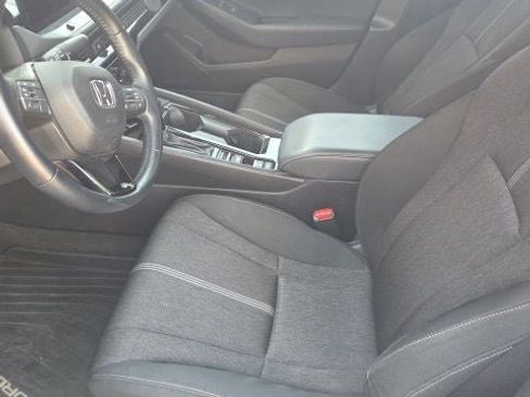 Used 2023 Honda Accord Sport image 6