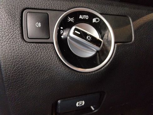 Used 2017 Mercedes-Benz GLE 350 4MATIC image 22