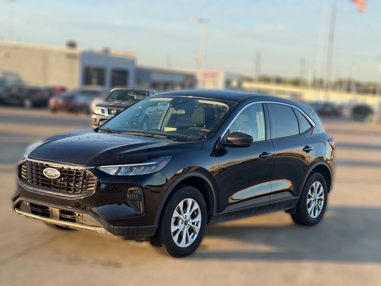 Used 2024 Ford Escape Active AWD/4WD image 2