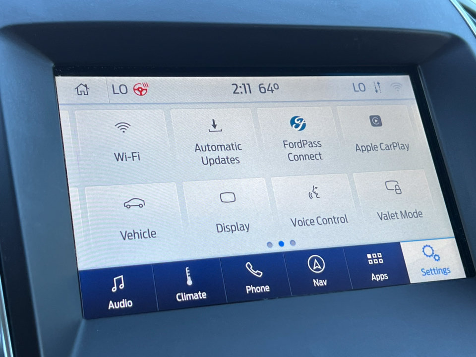 Used 2020 Ford Edge Titanium w/ Equipment Group 301A AWD/4WD image 24