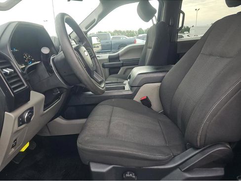 Used 2017 Ford F150 XL w/ Equipment Group 101A Mid RWD image 8