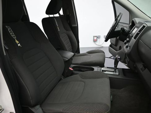 Used 2018 Nissan Frontier PRO-4X AWD/4WD image 7