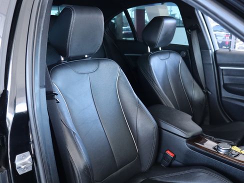 Used 2017 BMW 340i Sedan image 38