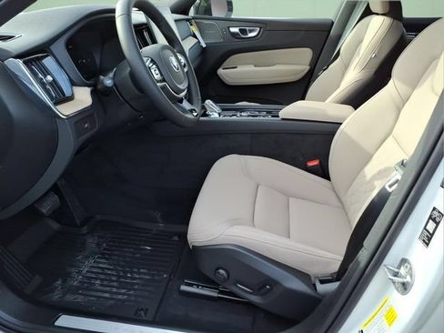 New 2026 Volvo XC60 B5 Plus w/ Protection Package Premier AWD/4WD image 15