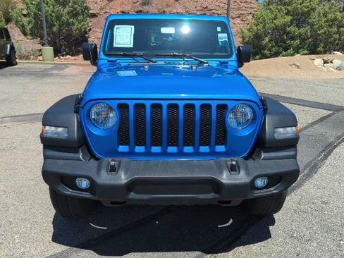 Used 2023 Jeep Wrangler Sport AWD/4WD image 2