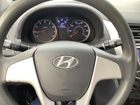 Used 2014 Hyundai Accent GLS image 21