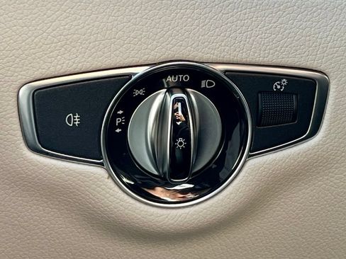 Certified 2023 Mercedes-Benz E 350 4MATIC Sedan image 38