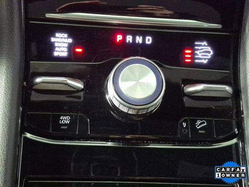 Used 2024 Jeep Grand Cherokee L Summit image 17