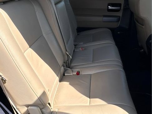 Used 2015 Toyota Sequoia Limited RWD image 21