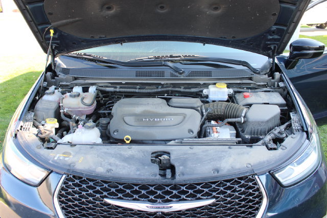 Used 2024 Chrysler Pacifica Limited FWD image 49