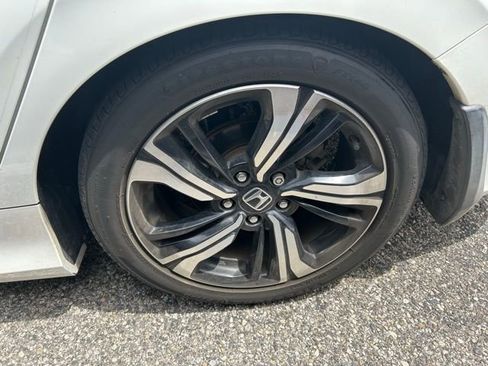 Used 2016 Honda Civic Touring image 7