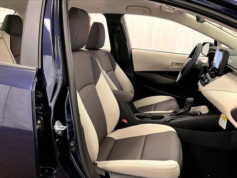 Used 2026 Toyota Corolla LE image 7