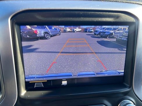 Used 2019 GMC Sierra 1500 SLE w/ SLE Value Package image 13