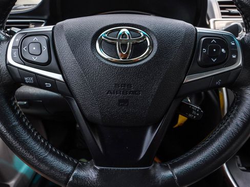 Used 2017 Toyota Camry SE w/ Protection Package (Q2) FWD image 10