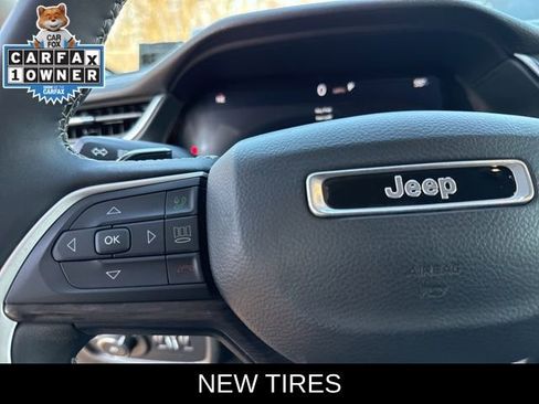 Used 2023 Jeep Grand Cherokee Limited image 33