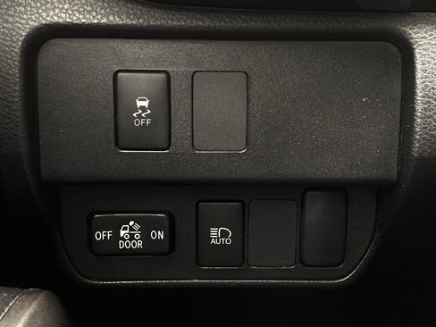 Used 2020 Toyota Tacoma SR5 image 23