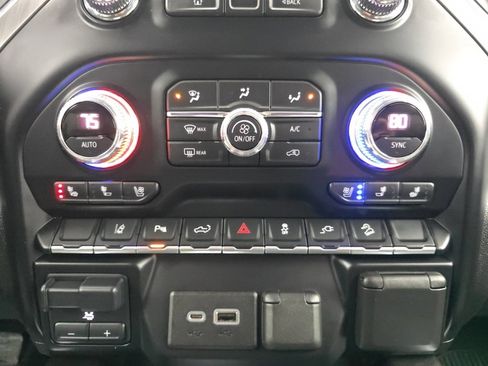 Used 2021 GMC Sierra 2500 Denali w/ Denali Ultimate Package image 54