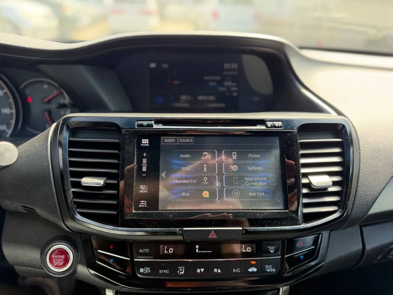 Used 2017 Honda Accord EX-L image 40