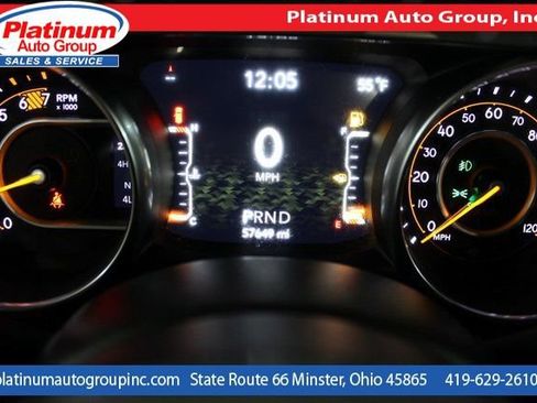 Used 2019 Jeep Wrangler Unlimited Sahara w/ Safety Group image 16