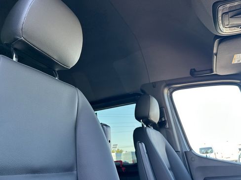 New 2025 Mercedes-Benz Sprinter 2500 image 18
