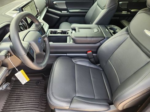 New 2026 Ford Expedition Platinum AWD/4WD image 13