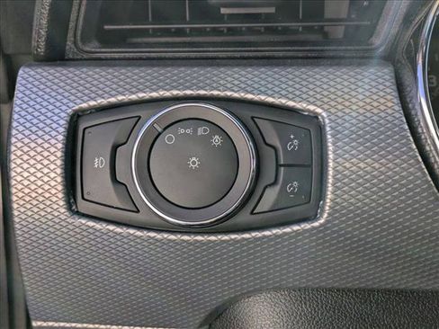 Used 2017 Ford Mustang GT Premium image 12