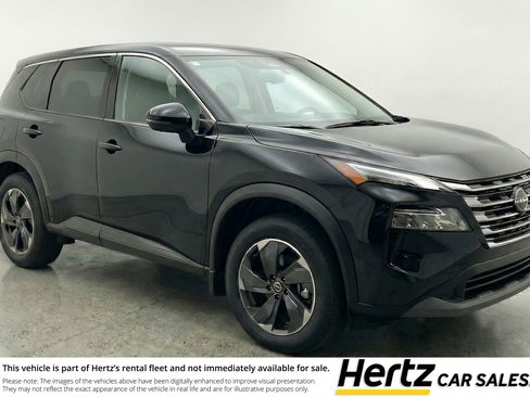Used 2025 Nissan Rogue SV FWD image 1