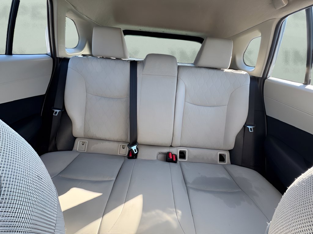 Used 2022 Toyota Corolla Cross L FWD image 11